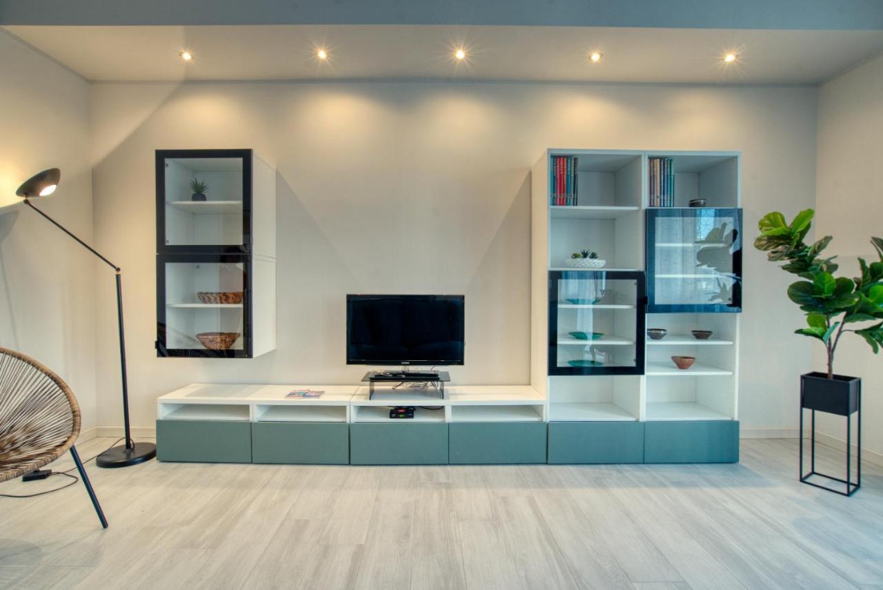 Caseospitali - Casa Janas, Elegante Trilocale Per 5 In Zona Centrale Milan Exterior photo